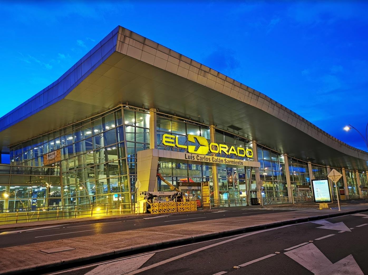 aeropuerto el dorado